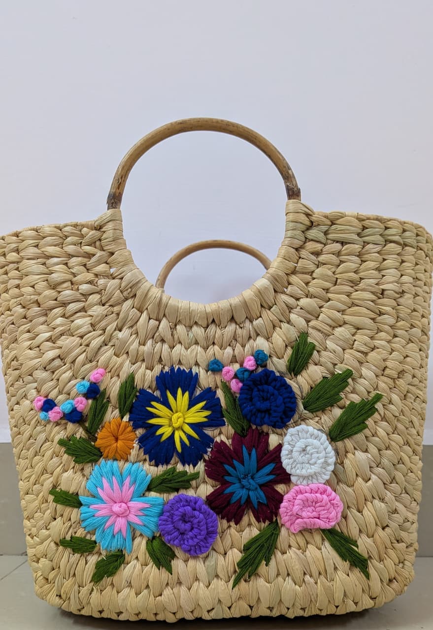 Island Daisy Bamboo Tote structured handwoven bag with bamboo handle