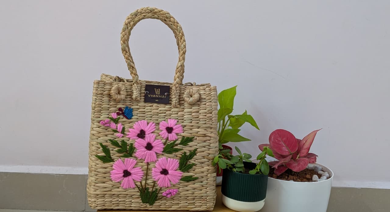 Rose Garden Flora Tote